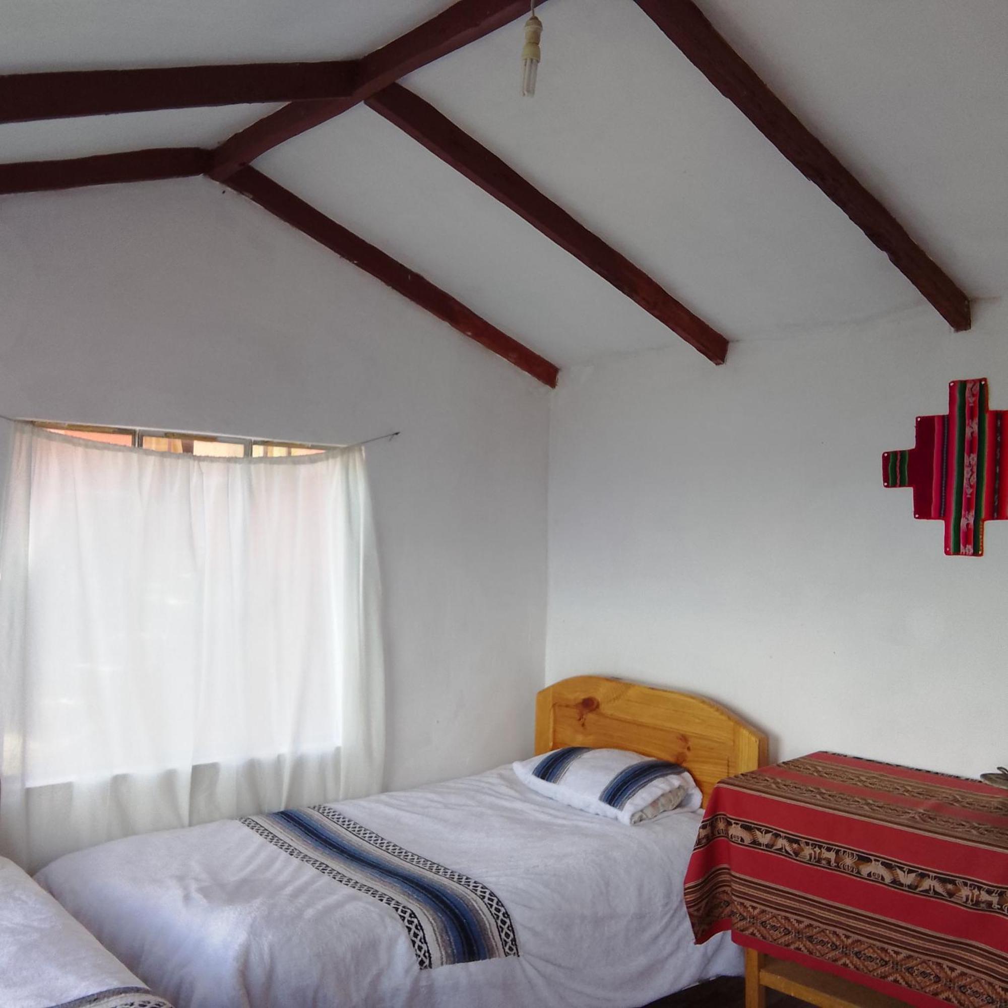 Inti Wasi Lodge Comunidad Yumani Exterior photo