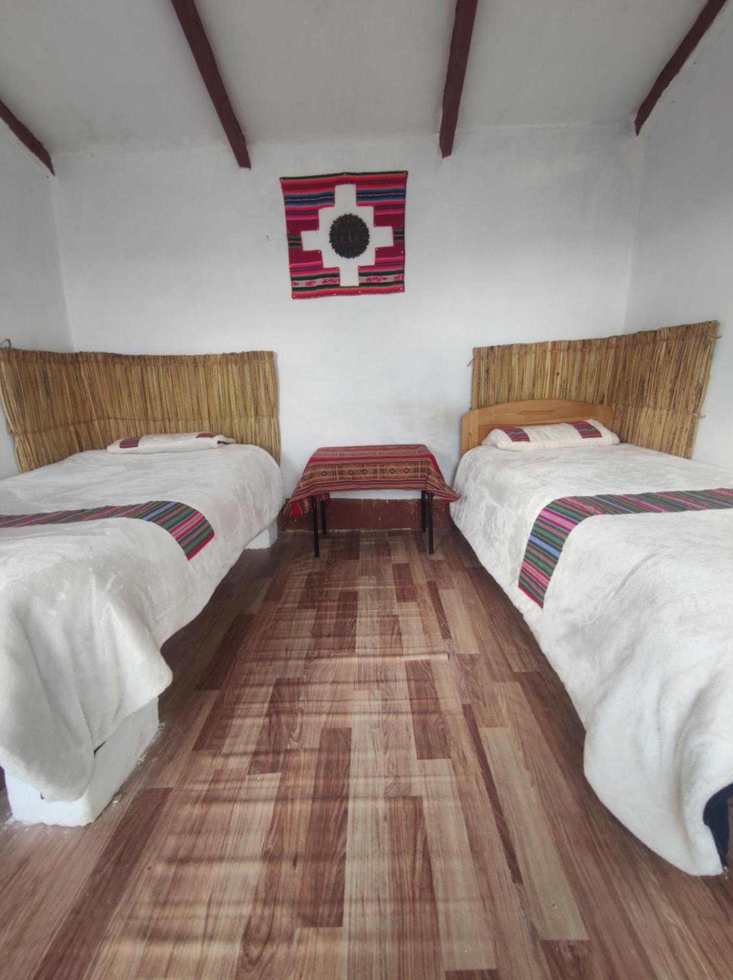 Inti Wasi Lodge Comunidad Yumani Exterior photo